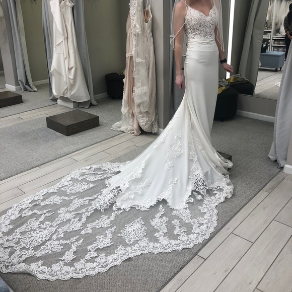 Essence of Australia Sexy Beach Sheath Wedding Dress w/ Dramatic Lace Train NEW - Picture 5 of 8